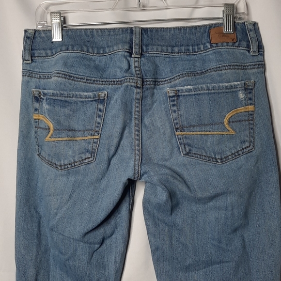 AEO Women's Distressed Artist Flare Jeans Sz 6R - Picture 7 of 12